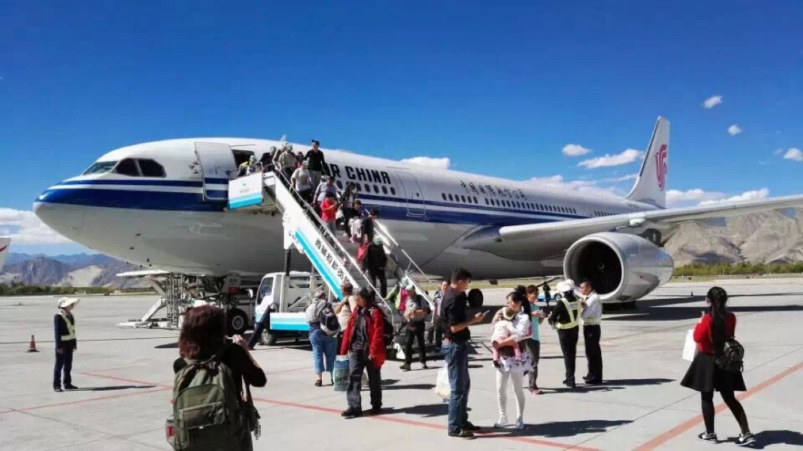 most popular China tour company in Canada is Laurus Travel of Vancouver